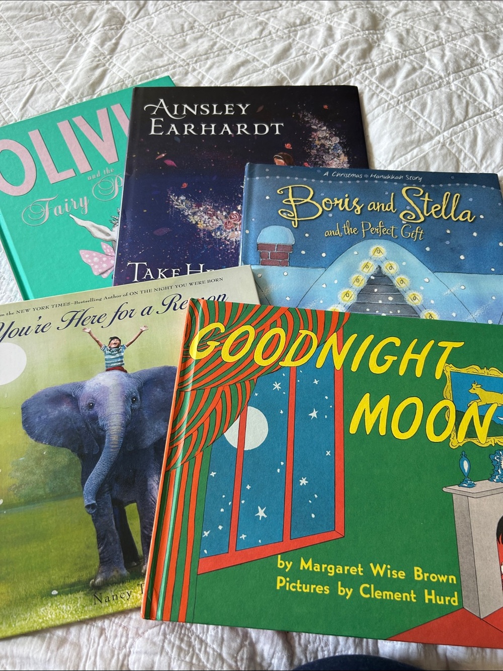 Goodnight Moon(1975) and Classic Children's Book Set - Green, Blue, Teal